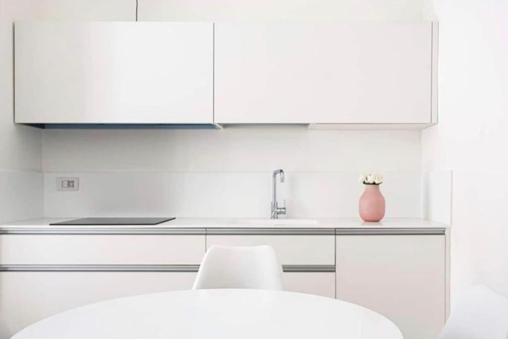 Luxury One Bedroom Corso Buenos Aires Milaan Buitenkant foto